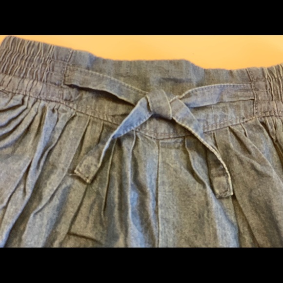 Oshkosh Toddler girls skort chambray super cute - Picture 3 of 7